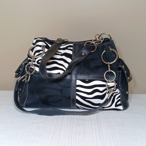 Final Price - Adorable Zebra Satchel - Picture 1 of 10